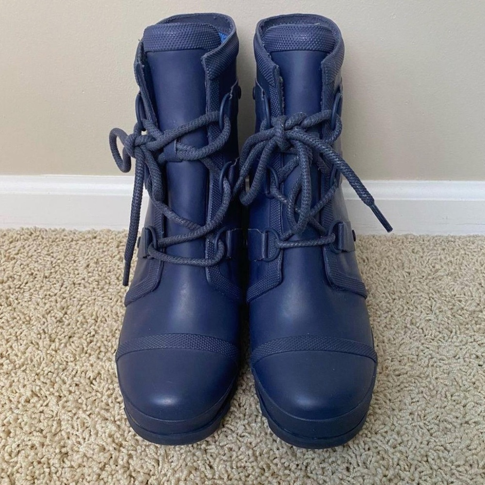 Sorel Wedge Lace Boots